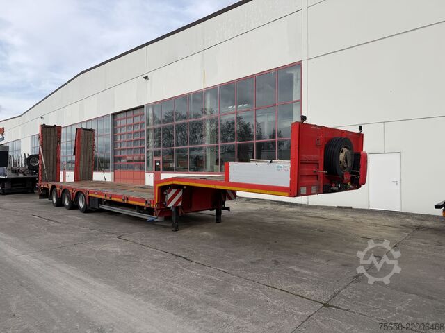 Naczepa niskopodwoziowa Kässbohrer LB3E  3 Achs Satteltieflader, komplett überfahrbar