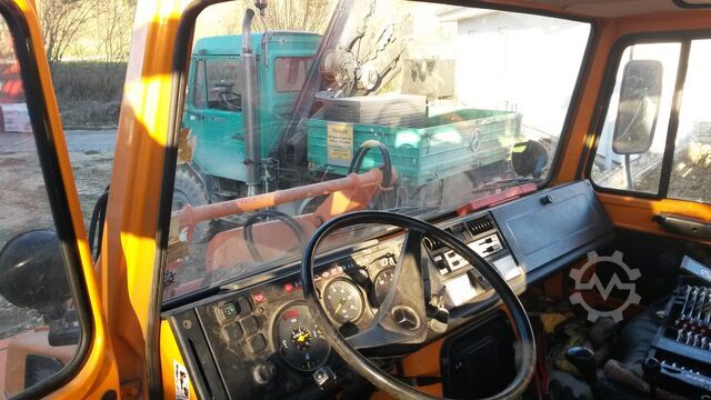 Unimog Klaus koparka z ładowaczem czołowym Mercedes-Benz Unimog U424/U1000