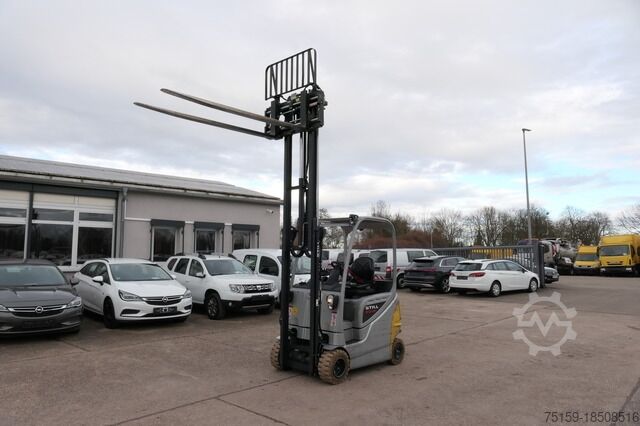 Čelní vysokozdvižný vozík still RX 20-18P/H 4-RAD Lange Gabeln