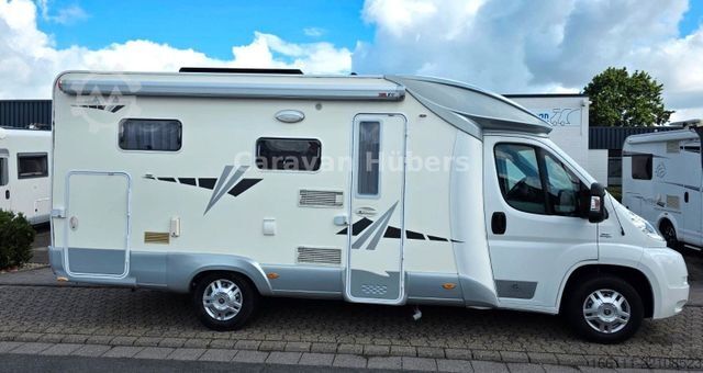 Half-integraal camper GIOTTILINE Therry T 32 - Einzelbetten - Automatik - Solar-