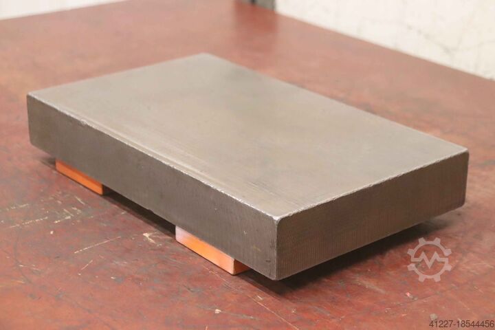 Spännplatta Stahl 415 x 250 mm