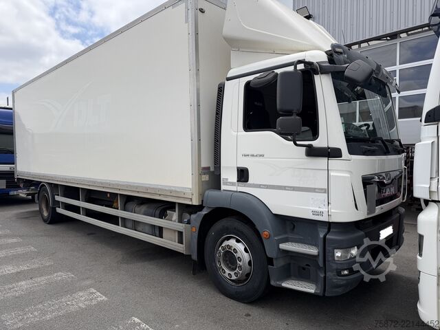 Dobozos teherautó MAN TGM 19.290 19T EURO 6 FURGON