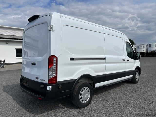Dobozos furgon Ford Transit FT 350 130 PS L3H2 Klima Rückfahrkamera