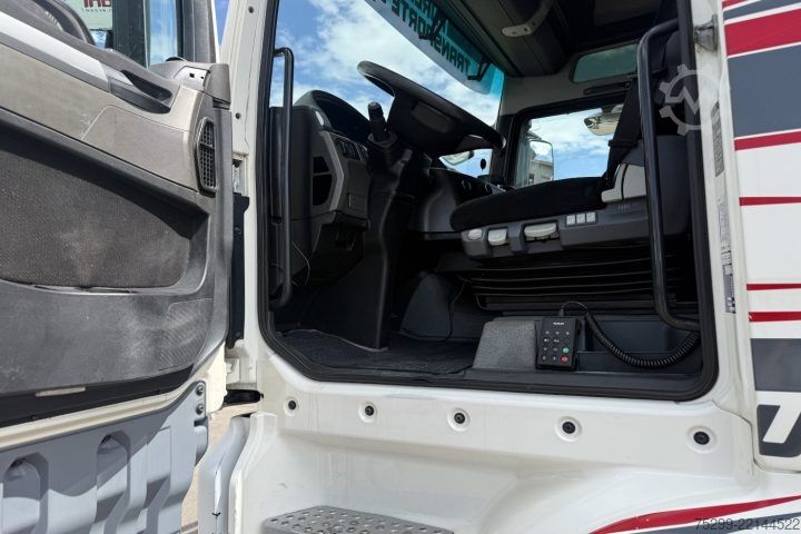 Special purpose truck MAN TGX 26.440 6x2 BDF/HB