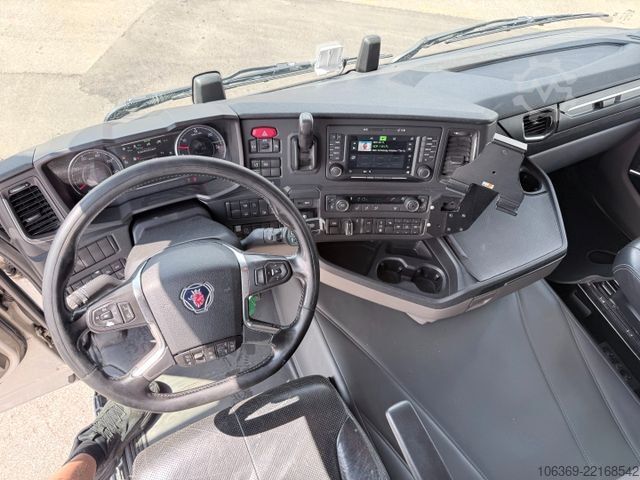 Βυτιοφόρο φορτηγό SCANIA R500 NGS 6x2 26 m3 Grain silo / Kompressor