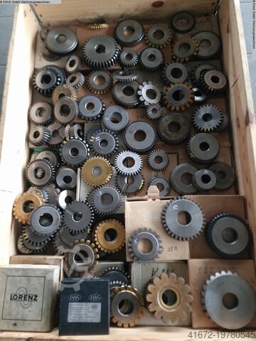 Mašina za hobbing i žljebove - kombinovana DIVERSE Waelzstosswerkzeug