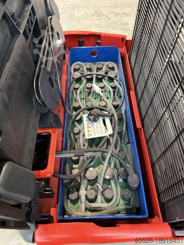 Doppelstockstapler Linde D 08 / 332 Std.