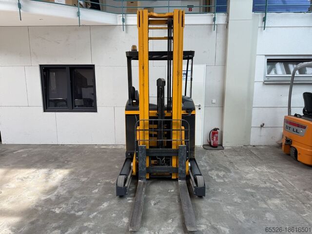 Doprete do kamiona Jungheinrich ETV 214 / 5355 Std.