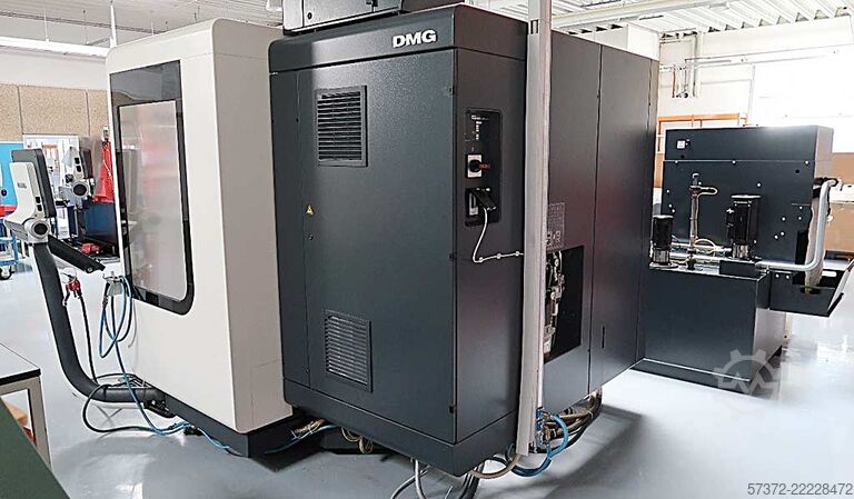 CNC függőleges megmunkálóközpont DMG Mori DMC 835 V
