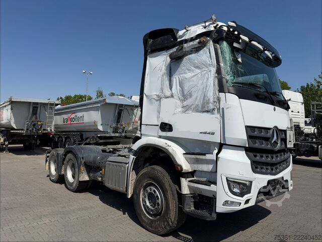 Standaard trekker MERCEDES-BENZ Arocs 5 2645 6X4 Kipphydr. !Unfall Motor läuft !