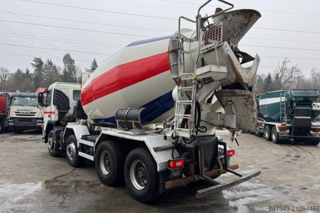 Betonmischer LKW VOLVO FM-440 8x4 Belloli 10m3