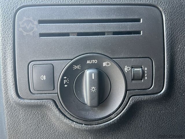 Skåpbil MERCEDES-BENZ Vito 110 CDI lang Klima Lichtsensor Start/Stop