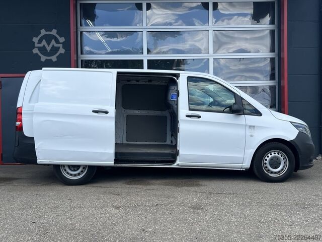 Skåpbil MERCEDES-BENZ Vito 110 CDI lang Klima Lichtsensor Start/Stop