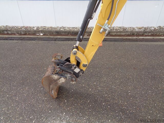 Minigrävare CATERPILLAR 301.7D SW + Schaufel