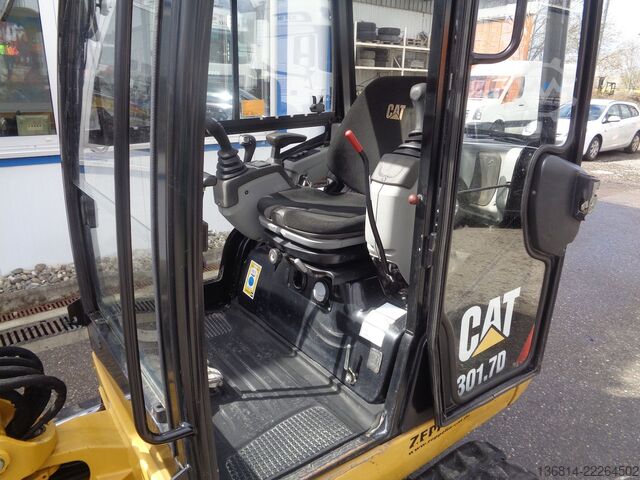 Minigrävare CATERPILLAR 301.7D SW + Schaufel