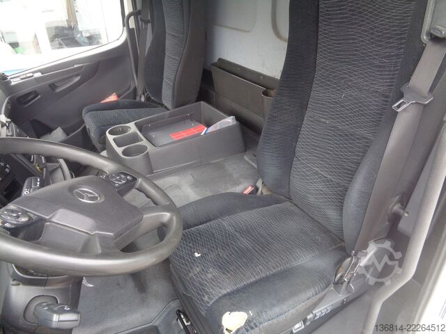 Dryckeslastbil MERCEDES-BENZ Atego 1223 L 5,8 M Schwenkwand RFK Spurassi