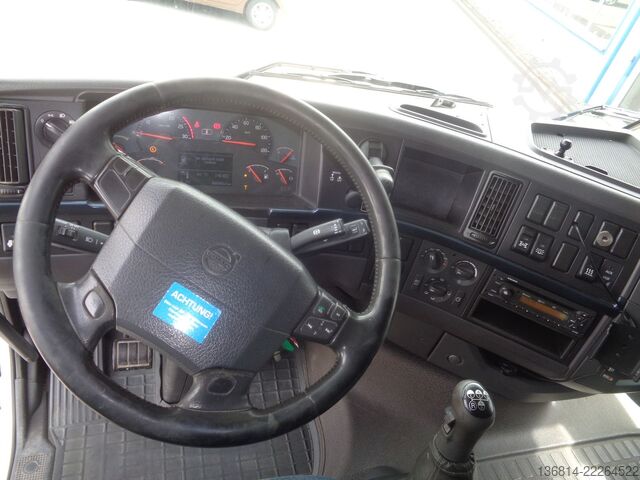 Speciallastbil VOLVO FH420 8x4 BB Spitzer Silo 23 cbm VEB EU5