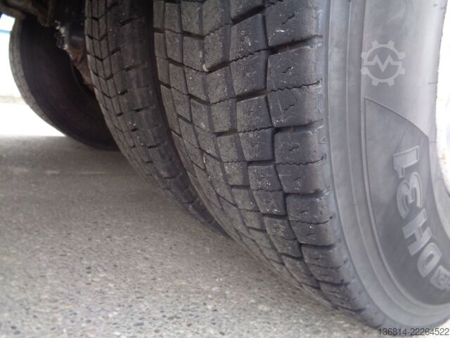 Speciallastbil VOLVO FH420 8x4 BB Spitzer Silo 23 cbm VEB EU5