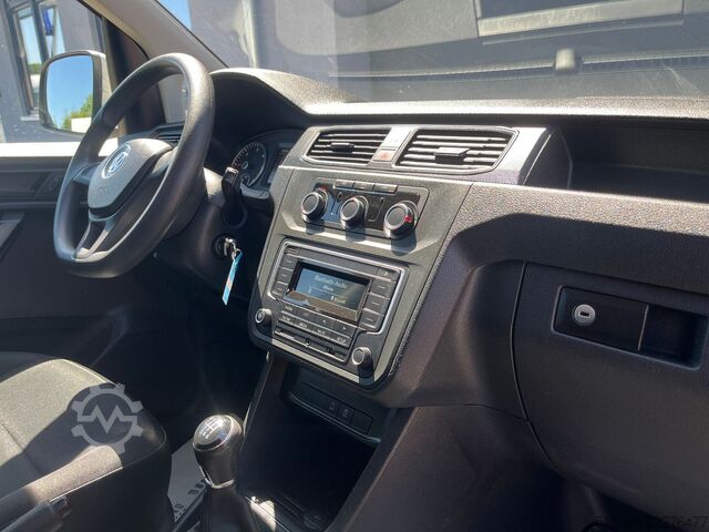 Panelová dodávka VOLKSWAGEN CADDY MAXI REGALS. TEMP. 4MOTION DACHTRÄ. KLIMA