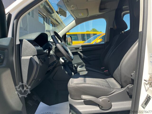 Panelová dodávka VOLKSWAGEN CADDY MAXI REGALS. TEMP. 4MOTION DACHTRÄ. KLIMA