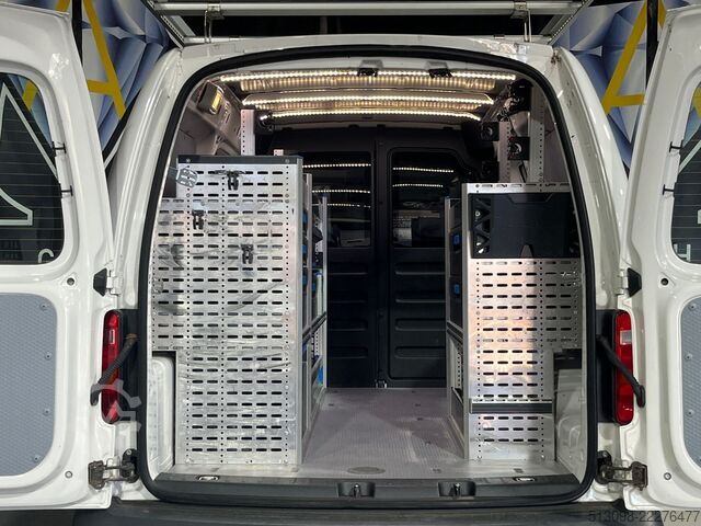Panelová dodávka VOLKSWAGEN CADDY MAXI REGALS. TEMP. 4MOTION DACHTRÄ. KLIMA