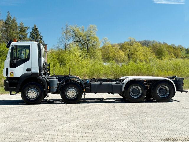 LKW-Fahrgestell IVECO TRAKKER 450 * FAHRGESTELL * 8x4