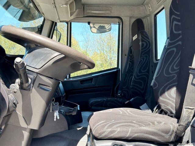 LKW-Fahrgestell IVECO TRAKKER 450 * FAHRGESTELL * 8x4