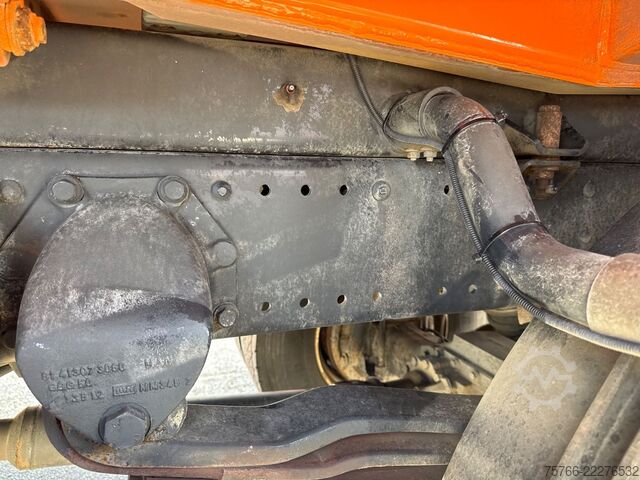 Dreiseitenkipper LKW MAN TGM 18.290 / 4 x 4 / KRAN mit FUNK / ANBAUPLATTE