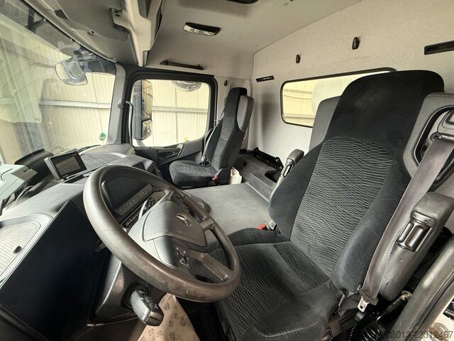 Autodomíchávač betonu MERCEDES-BENZ AROCS 3340 8x4 Betonmischer Intermix P10C UL