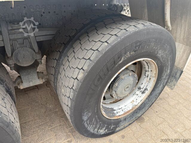 Autodomíchávač betonu MERCEDES-BENZ AROCS 3340 8x4 Betonmischer Intermix P10C UL