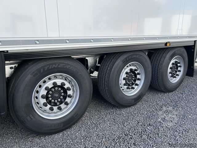 Køletrailer Schmitz Cargobull SKO 24 Doppelstock Carrier Vector HE19