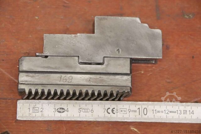 Interchangeable jaws Forkardt Breite 22 mm schrägverzahnt
