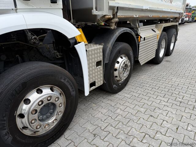 Kipper LKW Mercedes-Benz Arocs 3245 K 8X4