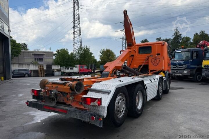 Haakarm vrachtwagen SCANIA G490 8x2 Hiab 20T