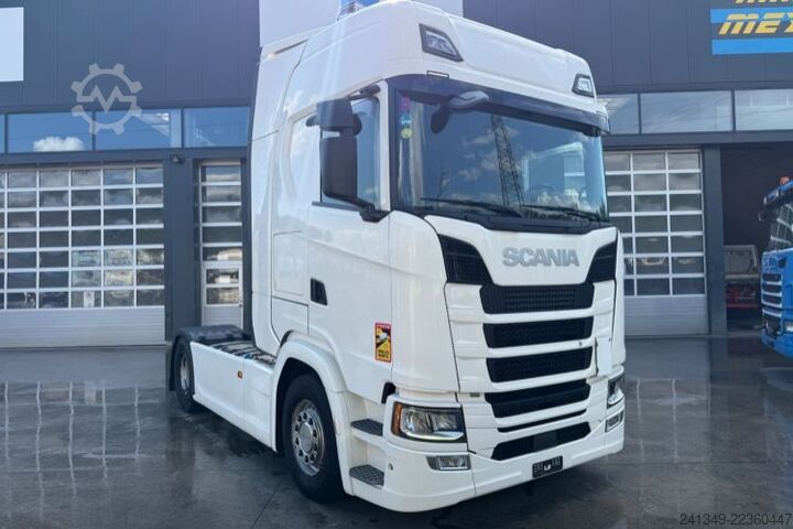 Standaard trekker SCANIA S450 4x2