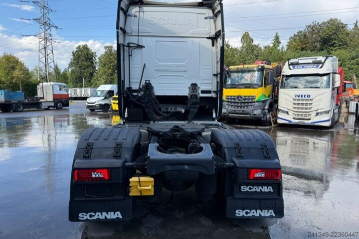 Standaard trekker SCANIA S450 4x2