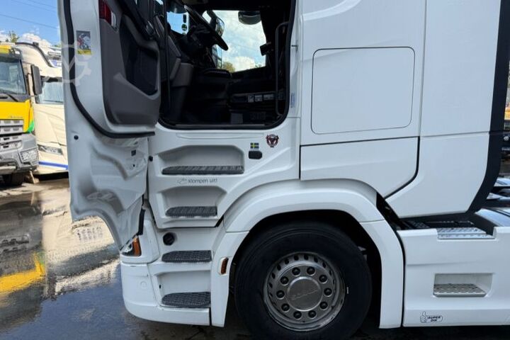 Standaard trekker SCANIA S450 4x2