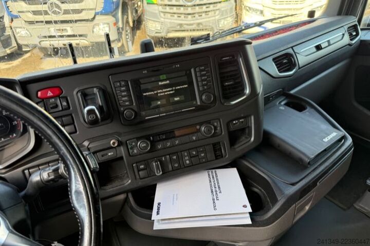 Standaard trekker SCANIA S450 4x2
