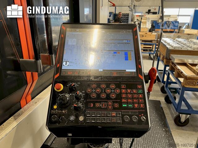 Lodrette bearbejdning center Mazak VTC 800/30SR