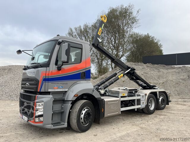 Transporte de contenedores / Sistema de gancho Ford F-line 6x2 Hyva Titan 20T Haakarmsysteem