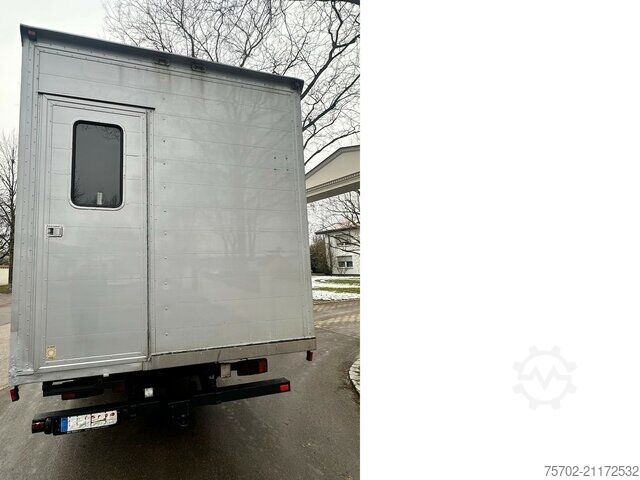 Állatszállító jármű Mercedes-Benz 814 L 4 Pferde