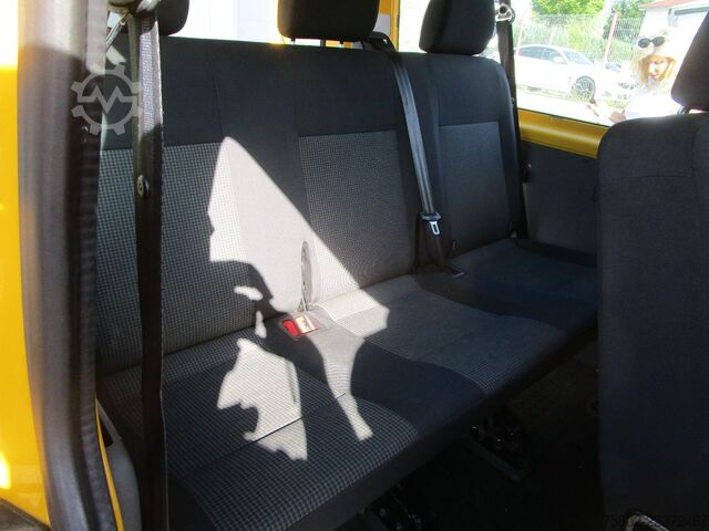 Minibusz VOLKSWAGEN T6.1 TDI*lang+KLIMA+NAVI+8-Sitze+1-Hand*