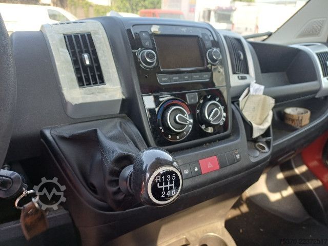Bestelwagenchassis Fiat DUCATO - mot. rotto