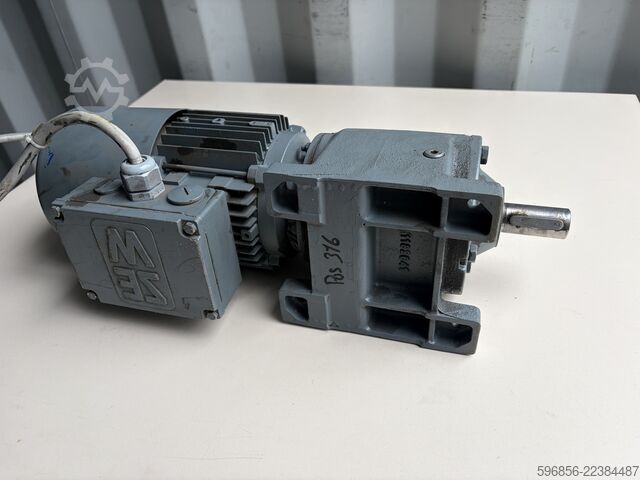  Motoreduktor SEW-EURODRIVE R40DT71C2BMG/Z 0,37 kW 43 obr./min Hamulec 400 V Motoreduktor SEW-EURODRIVE R40DT71C2BMG/Z 0,37 kW 43 obr./min Hamulec 400 V
