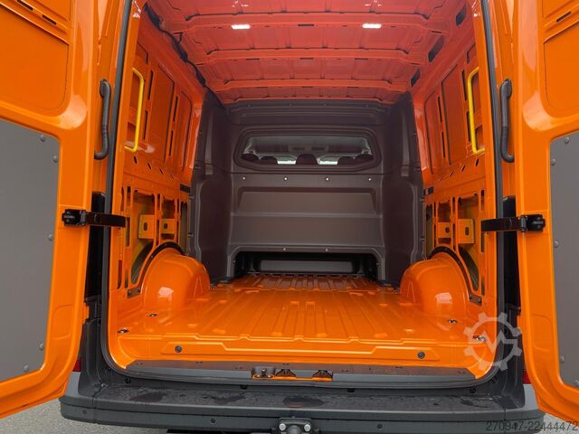 Κλειστό βαν MAN TGE 3.180 L3H2 MIXTO 4x4 STANDHZ ACC LENKRADHZ