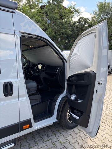 Camper CLEVER Runner 636 Automatik- Heavy - Längsbetten