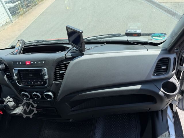 Carro attrezzi IVECO Daily 70C18 Abschlepper Verschiebeplateau Winde