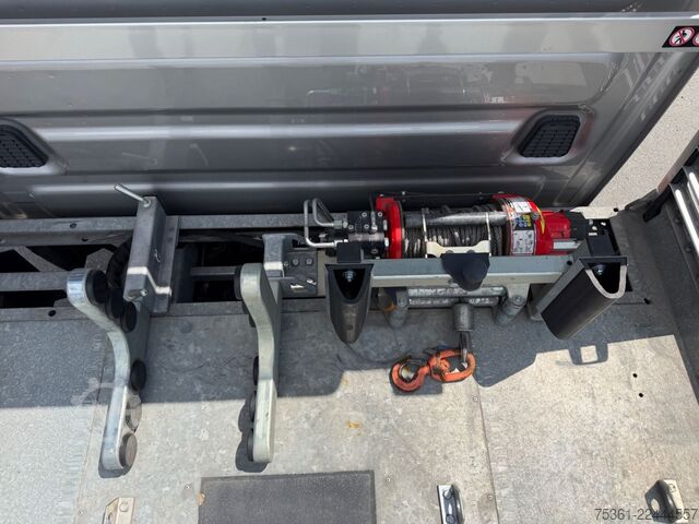 Carro attrezzi IVECO Daily 70C18 Abschlepper Verschiebeplateau Winde