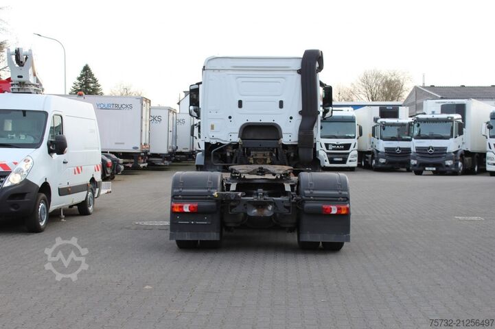 Tracteur routier standard Mercedes-Benz Antos 1842   Anhähgerkupplung ACC Standheizung