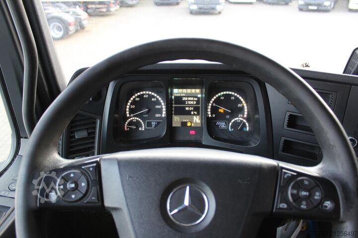 Tracteur routier standard Mercedes-Benz Antos 1842   Anhähgerkupplung ACC Standheizung